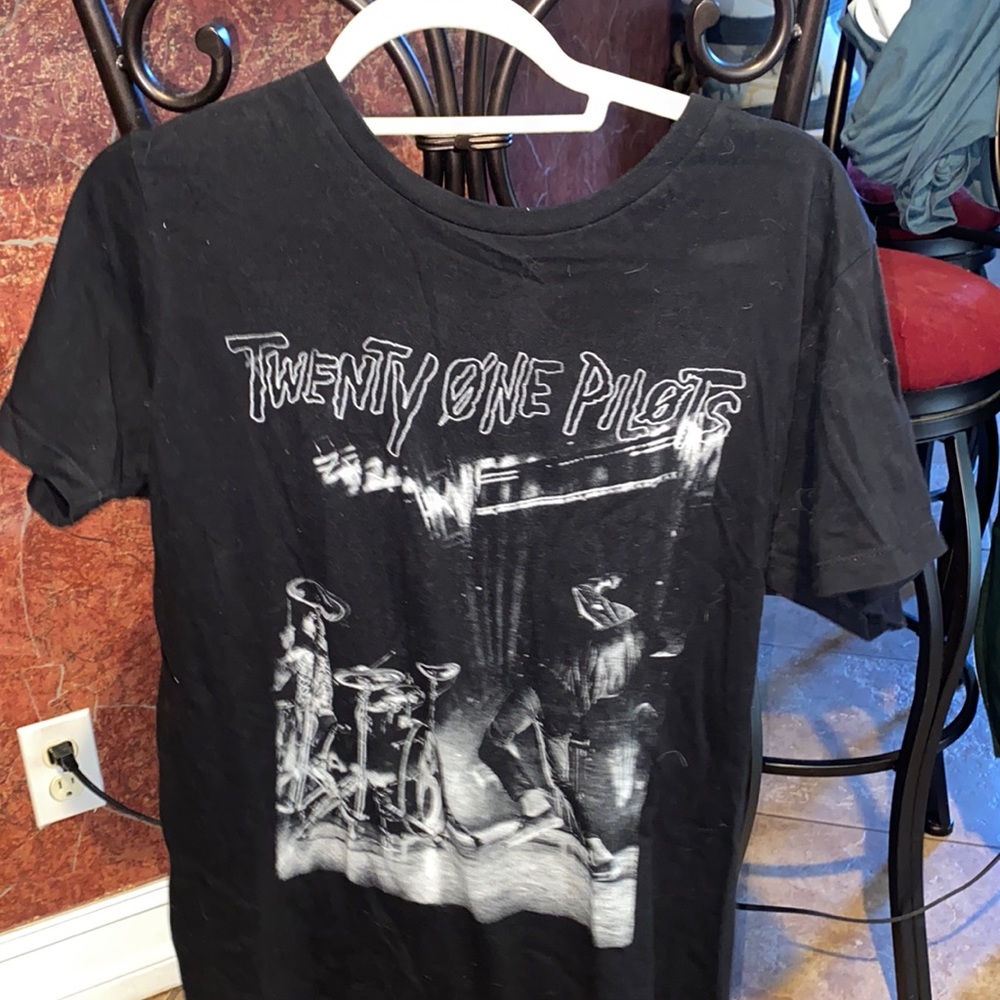 Hot Topic, Twenty One Pilots, Womens M